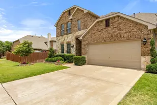 8720 Devonshire Dr, Fort Worth, TX 76131 - Photo 3