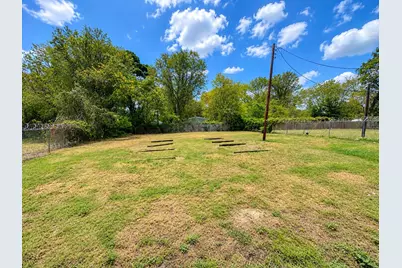 4117 W Marshall Avenue, Longview, TX 75604 - Photo 5