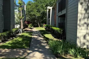 6900 Skillman St, Dallas, TX 75231 - Photo 25