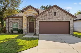 2404 Macon St, Dallas, TX 75215 - Photo 1