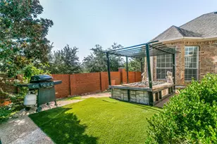 9028 Bottlebrush Ln, Irving, TX 75063 - Photo 25