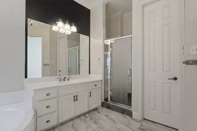 9028 Bottlebrush Lane, Irving, TX 75063 - Photo 19