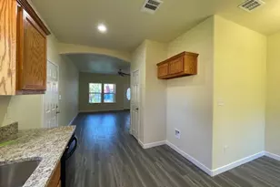 1915 Morse St, Greenville, TX 75401 - Photo 11