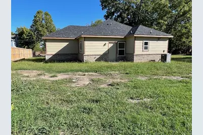 1915 Morse Street, Greenville, TX 75401 - Photo 3