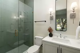 9217 Livenshire Dr, Dallas, TX 75238 - Photo 21