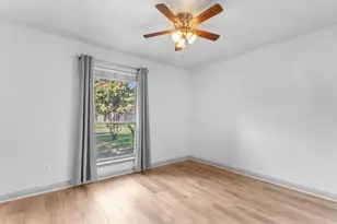 6217 Springwood Dr, Arlington, TX 76001 - Photo 15