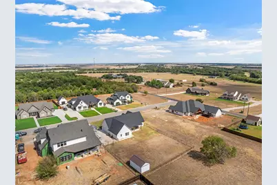15 Pareya Circle, West, TX 76691 - Photo 35