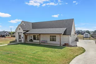 15 Pareya Circle, West, TX 76691 - Photo 3