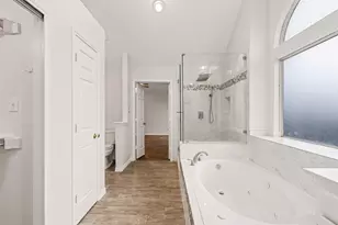 2829 Panorama Dr, Carrollton, TX 75007 - Photo 23