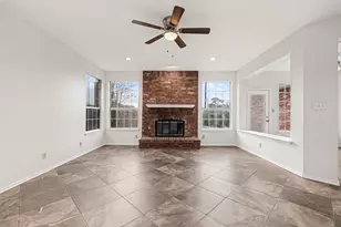 2829 Panorama Dr, Carrollton, TX 75007 - Photo 5