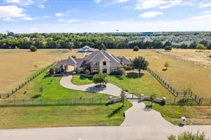 2705 Rolling Meadows Dr, Rockwall, TX 75087 - Photo 3