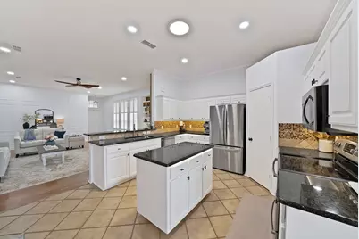 109 Goldeneye Lane, Fort Worth, TX 76120 - Photo 17