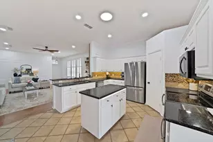 109 Goldeneye Ln, Fort Worth, TX 76120 - Photo 17