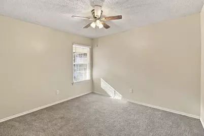 4807 Crestmont Court, Arlington, TX 76017 - Photo 15