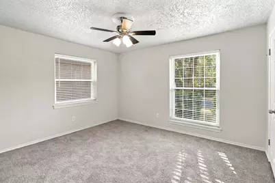 4807 Crestmont Court, Arlington, TX 76017 - Photo 17