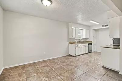 4807 Crestmont Court, Arlington, TX 76017 - Photo 7