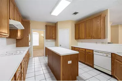 8025 Cavalier Drive, Plano, TX 75024 - Photo 11