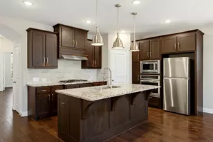 1920 Roundtree Cir E, Fort Worth, TX 76008 - Photo 9