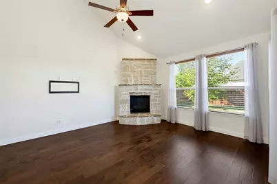 1920 Roundtree Circle E, Fort Worth, TX 76008 - Photo 13