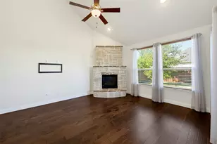 1920 Roundtree Cir E, Fort Worth, TX 76008 - Photo 13
