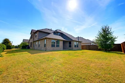 1920 Roundtree Circle E, Fort Worth, TX 76008 - Photo 39