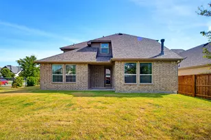 1920 Roundtree Cir E, Fort Worth, TX 76008 - Photo 37