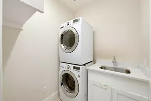 1920 Roundtree Cir E, Fort Worth, TX 76008 - Photo 35