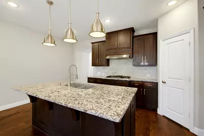 1920 Roundtree Circle E, Fort Worth, TX 76008 - Photo 11