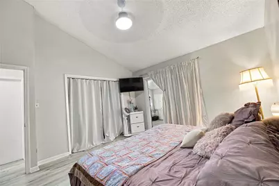 501 Hunters Glen Street, Lewisville, TX 75067 - Photo 11
