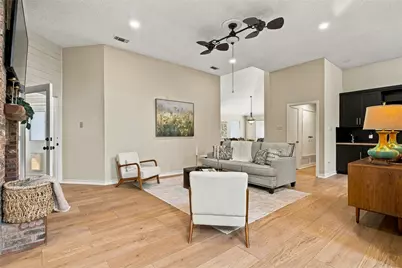 2211 Mediterranean Avenue, Arlington, TX 76011 - Photo 11