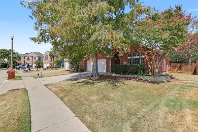 3705 Palmetto Court, Denton, TX 76210 - Photo 3