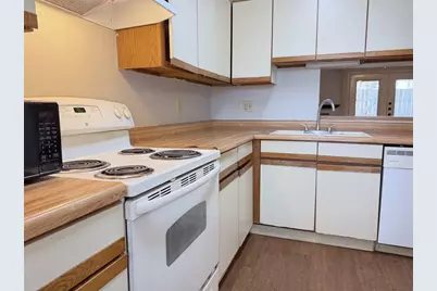740 W Collins Street, Denton, TX 76201 - Photo 7
