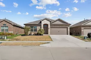 308 Youngblood Ln, Fort Worth, TX 76131 - Photo 1