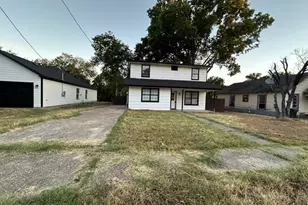 1312 E Collin St, Corsicana, TX 75110 - Photo 1