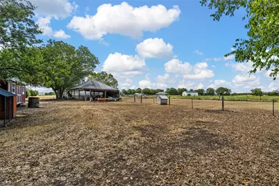393 Peevey Lane, Robinson, TX 76706 - Photo 27