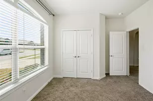 560 Pendennis Dr, Saginaw, TX 76131 - Photo 19