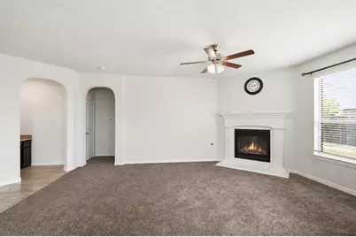 560 Pendennis Drive, Saginaw, TX 76131 - Photo 5