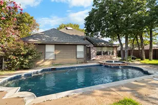 1718 Falcon Dr, Corinth, TX 76210 - Photo 37