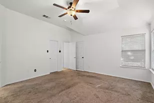 1718 Falcon Dr, Corinth, TX 76210 - Photo 27