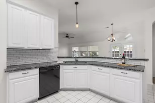 1718 Falcon Dr, Corinth, TX 76210 - Photo 23