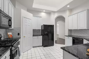 1718 Falcon Dr, Corinth, TX 76210 - Photo 21