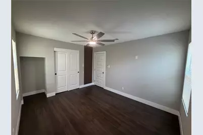231 Elm Street, Hurst, TX 76053 - Photo 15