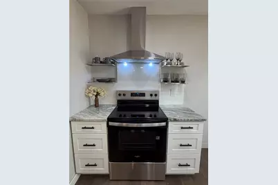 231 Elm Street, Hurst, TX 76053 - Photo 7