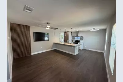 231 Elm Street, Hurst, TX 76053 - Photo 5