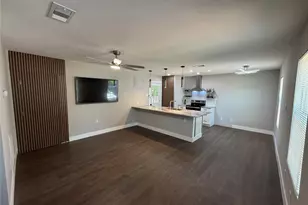 231 Elm St, Hurst, TX 76053 - Photo 5