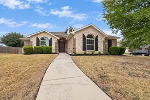 923 Grouse Rd, Glenn Heights, TX 75154 - Photo 1