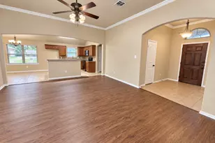 923 Grouse Rd, Glenn Heights, TX 75154 - Photo 13