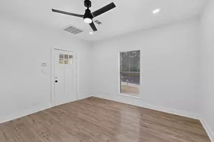 2609 Avenue G, Fort Worth, TX 76105 - Photo 5