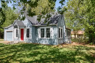 247 E North St, Wills Point, TX 75169 - Photo 3
