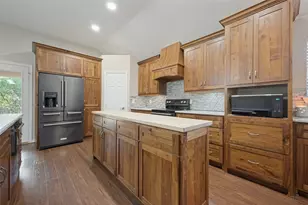 217 Southpeak Ln, Ponder, TX 76259 - Photo 5